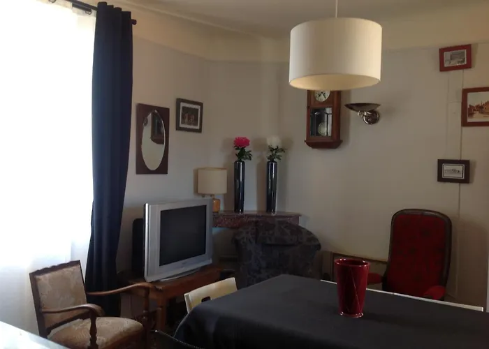 Mas De La Châtaigneraie Maison d'hôtes *
